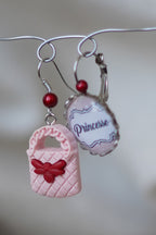 Boucles d'oreilles dépareillées La Vieille Fille