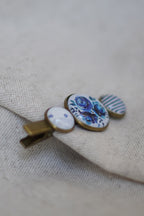 Barrette fleurs bleus