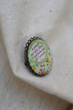 Broche la pensée est une fleur