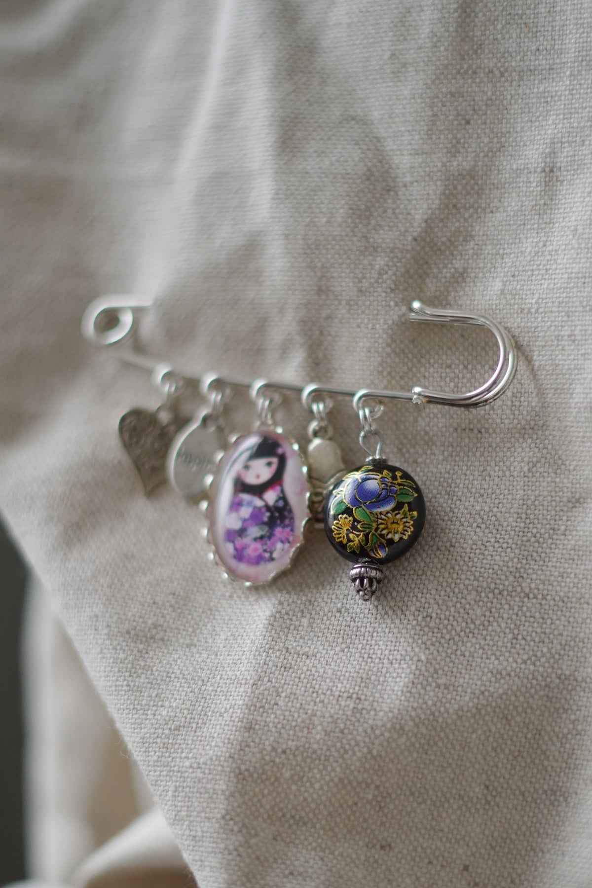 Broche poupée Russe