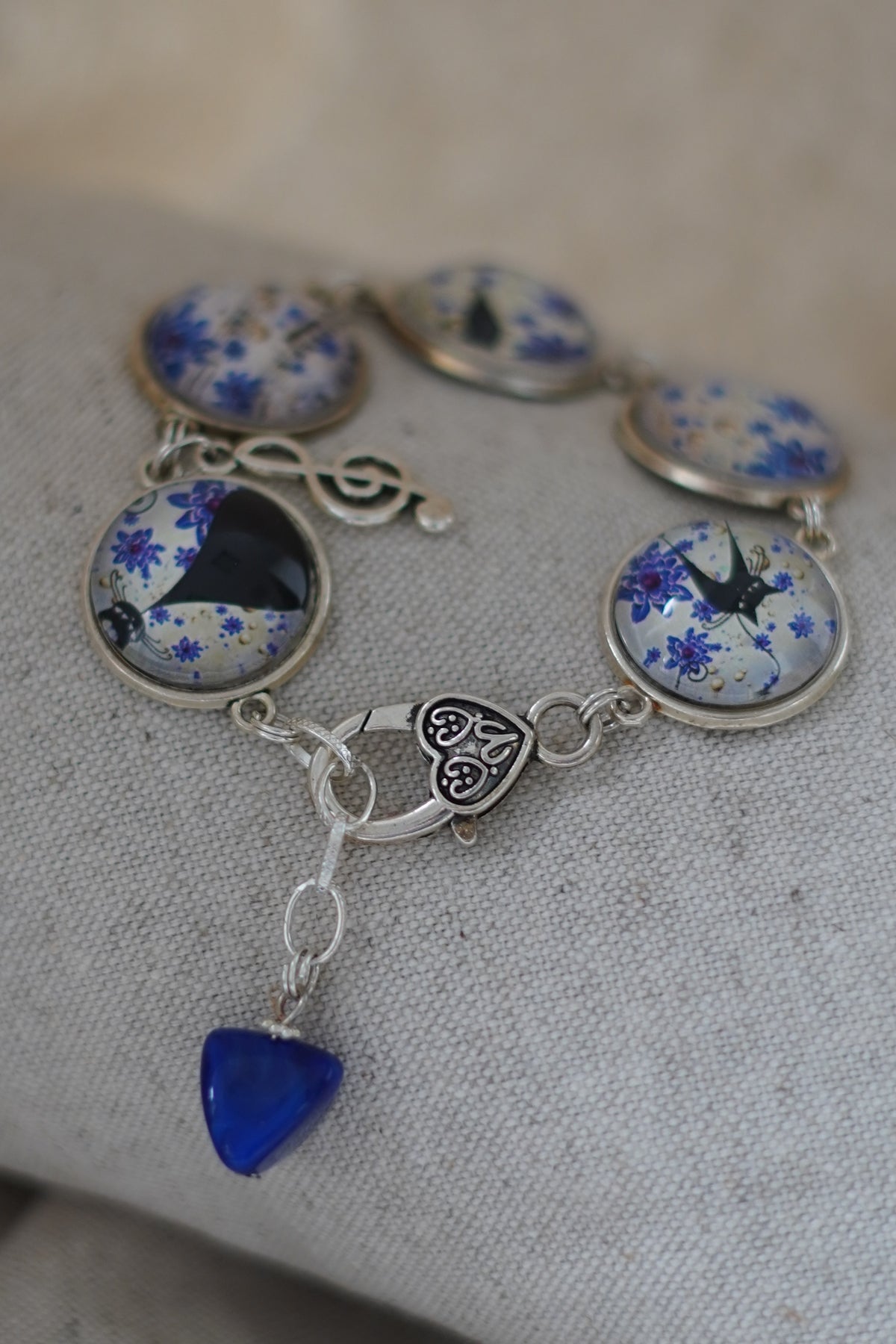 Bracelet chat musicien