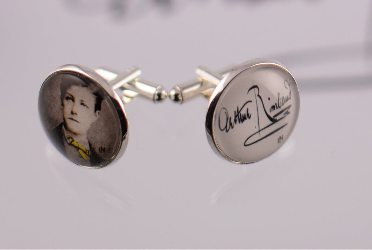 Boutons de manchettes cabochon rondes Arthur RIMBAUD bijou littérature Collection : Signature
