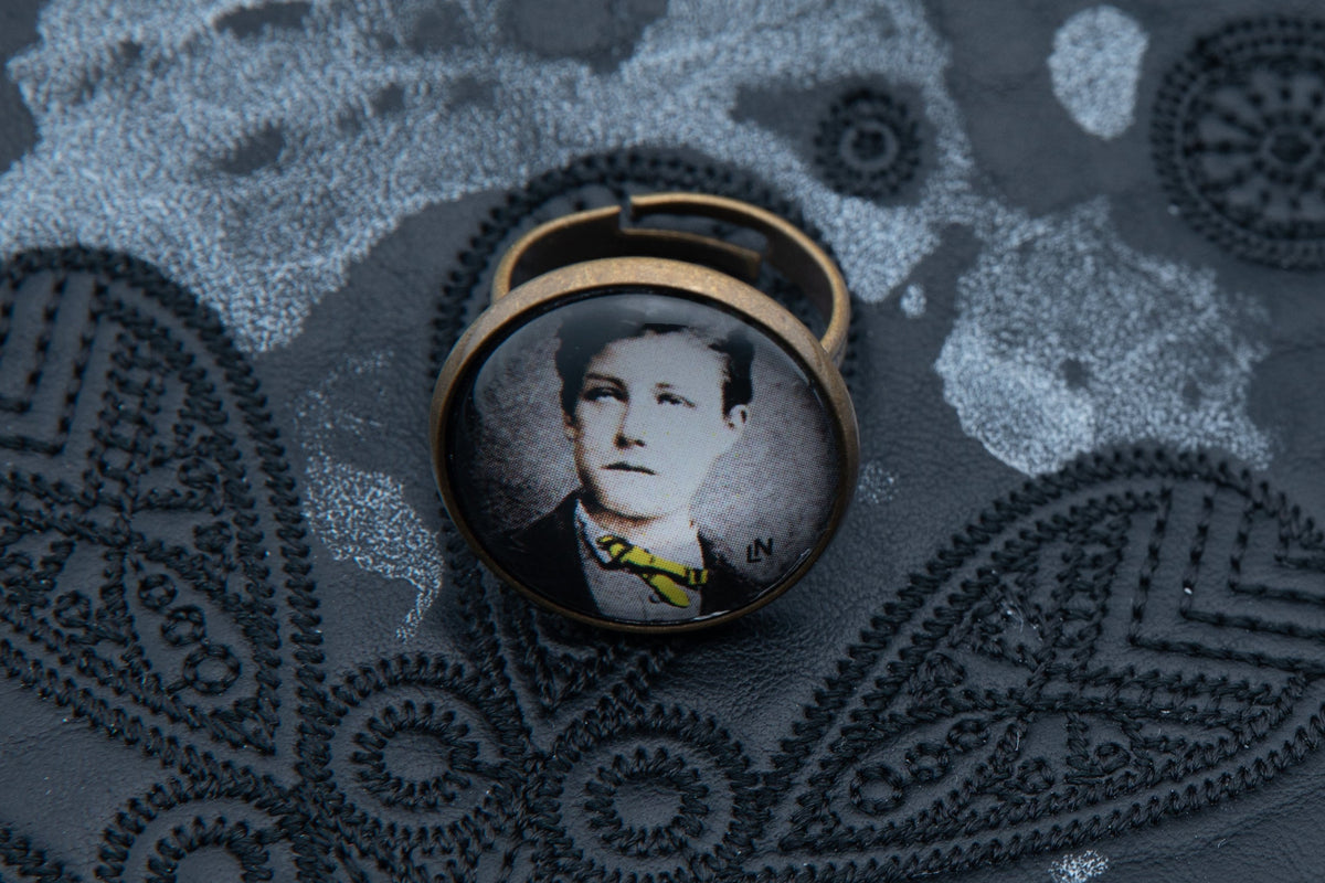 Bague bronze ronde littéraire Arthur Rimbaud Poésie " Adieu " Collection : Une saison en enfer
