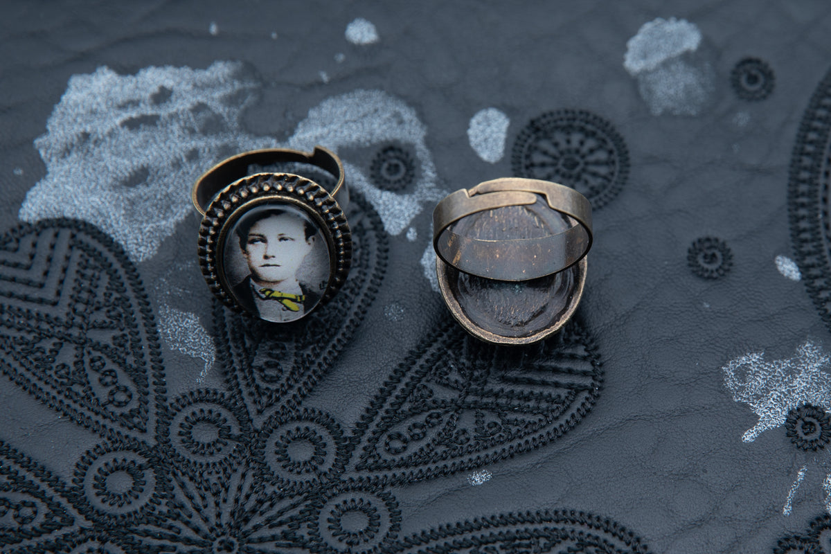 Bague bronze littéraire Arthur Rimbaud Poésie "Mauvais Sang" Collection : Une saison en enfer