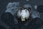 Broche bronze à perle noir bijou littéraire poème  "Mauvais sang" Collection : Une saison en enffer