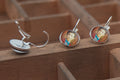 Boucles d'oreilles argent rondes Arthur RIMBAUD bijou littéraire cabochon Collection poème "L'homme"