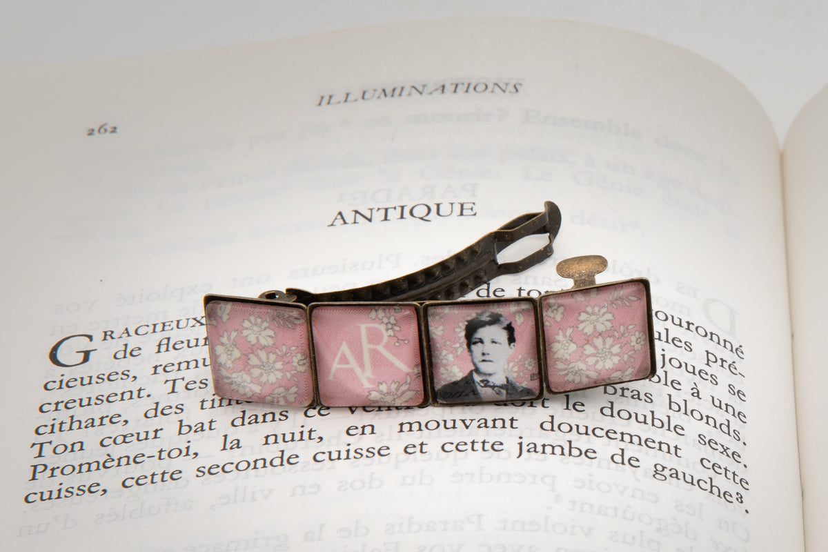 Barrette cheveux bronze Arthur RIMBAUD bijou littéraire Rose fond liberty cabochon Collection les illuminations poème "ANTIQUE"
