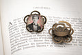 Bague bronze ronde Arthur RIMBAUD bijou littéraire Rose fond liberty cabochon Collection les illuminations poème  "ORNIERES"