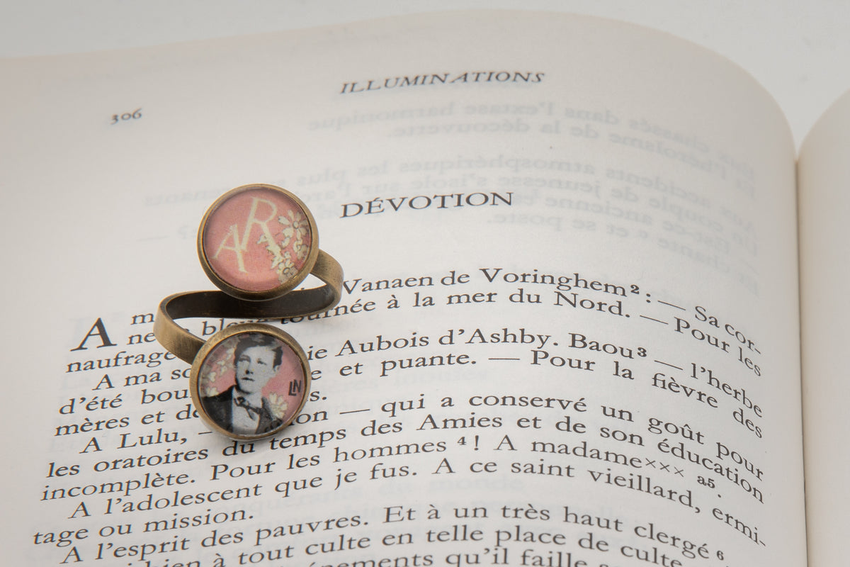 Bague bronze double cabochon Arthur RIMBAUD bijou littéraire Rose fond liberty  Collection les illuminations poème "DEVOTION"